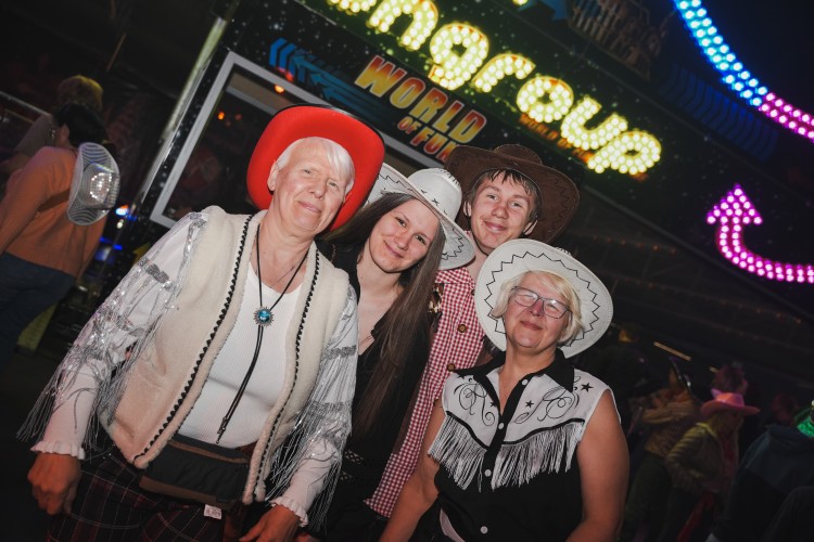 Foto's Het Schlagerfestival de Wild Wild West-editie