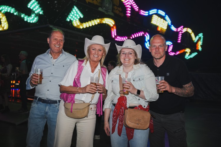 Foto's Het Schlagerfestival de Wild Wild West-editie