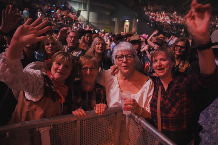 Foto's Het Schlagerfestival de Wild Wild West-editie