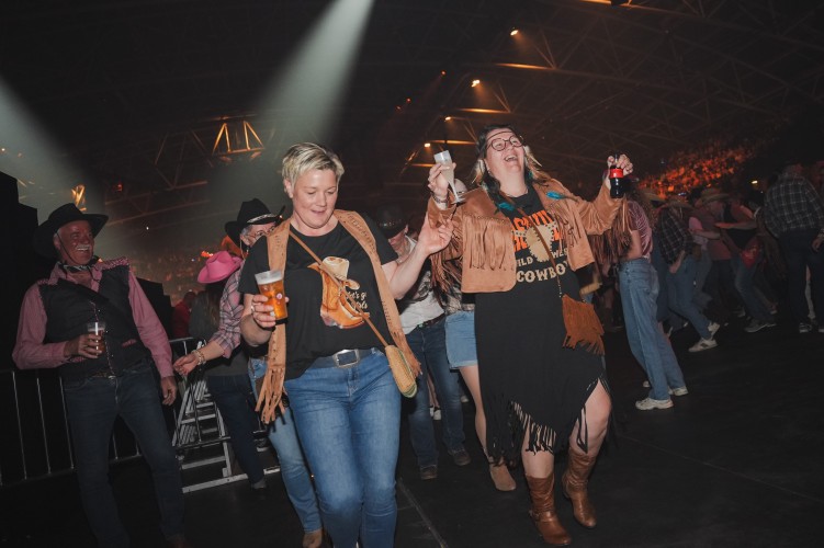 Foto's Het Schlagerfestival de Wild Wild West-editie