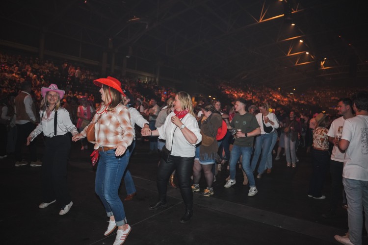Foto's Het Schlagerfestival de Wild Wild West-editie