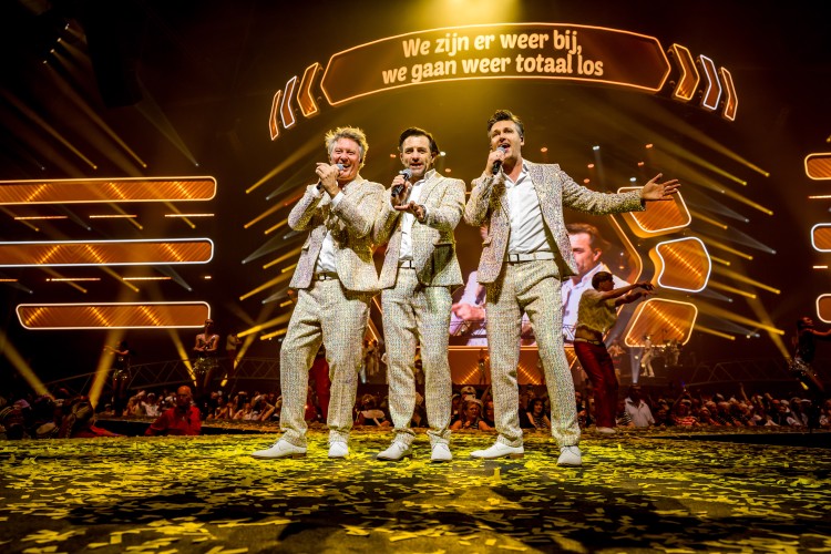 Dit was het eerste weekend van Het Schlagerfestival On a Love Boat &hearts;️⛴️